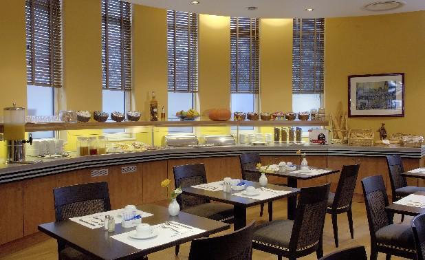 Pentahotel 4*