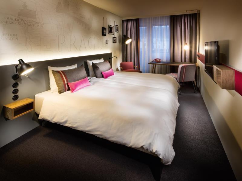 Pentahotel Hotel 4*